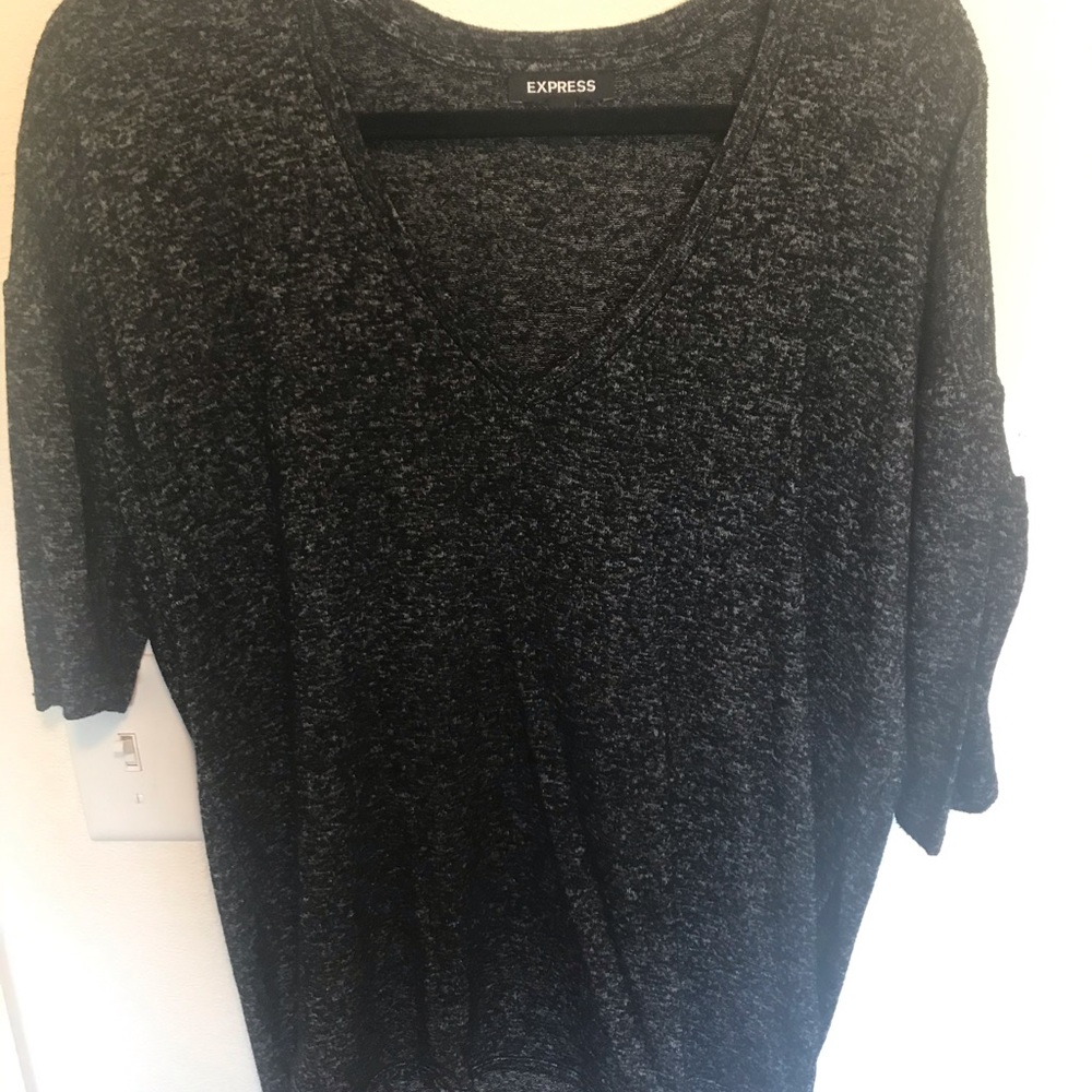Black knit v-neck shirt